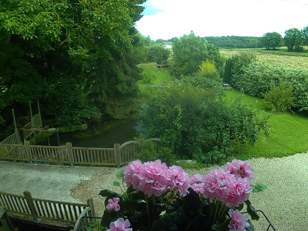 L Ancien Moulin A Grains Bed & Breakfast Valmont  Exterior photo